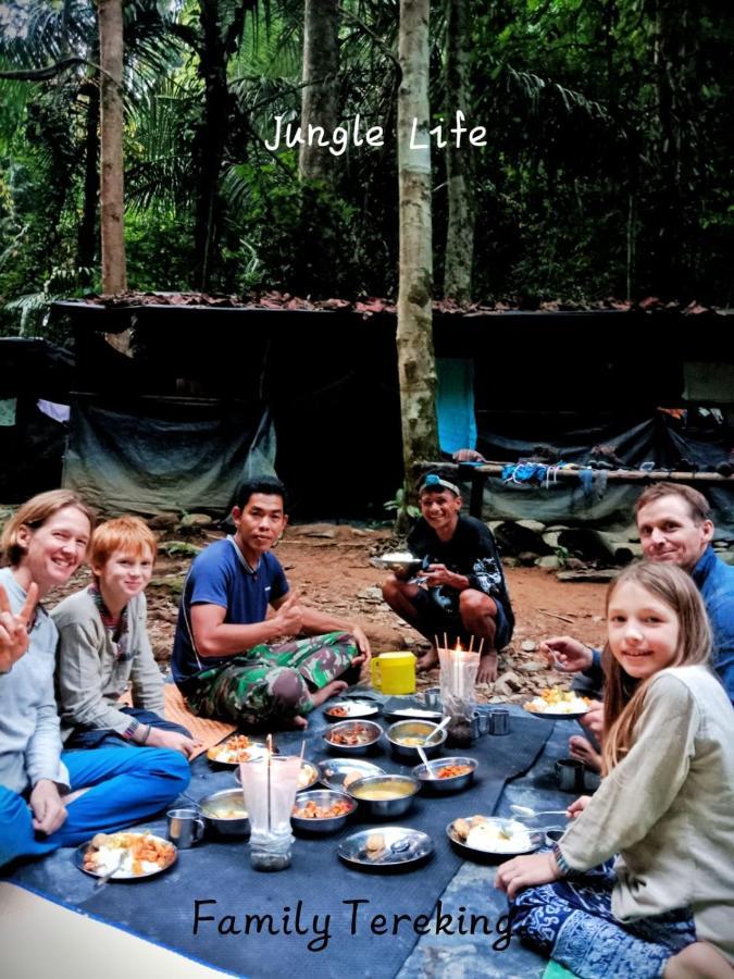 Jungle Life Guest House - Trekking & Transport Only Book With Us Bukit Lawang Exterior foto